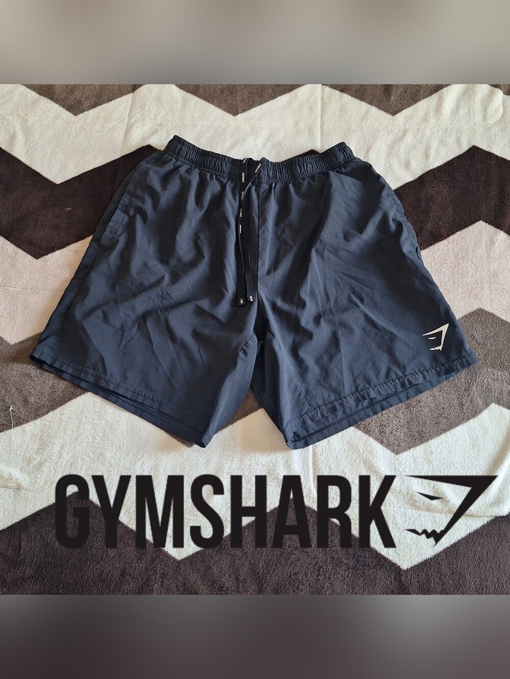 Gymshark Arrival 7" Shorts - Size Medium